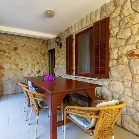 Apartamento With A Parking Space Losinj, Losinj - 20594