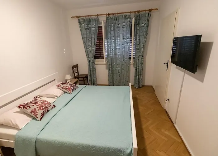 With A Parking Space Losinj, Losinj - 20594 マリ・ロシニュ