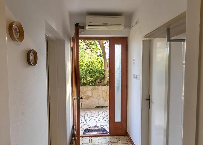 アパート With A Parking Space Losinj, Losinj - 20594 マリ・ロシニュ