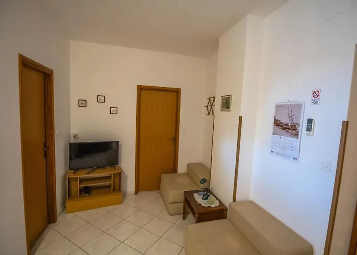 アパート With A Parking Space Losinj, Losinj - 20594 *