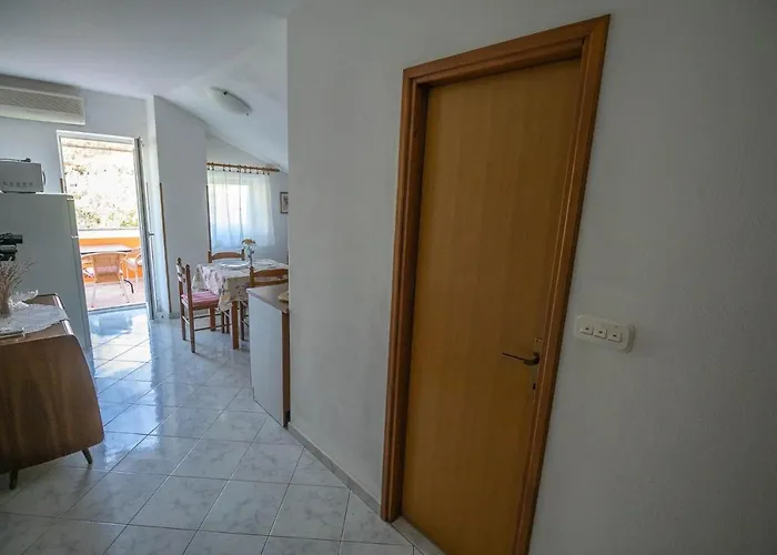 With A Parking Space Losinj, Losinj - 20594 Apartman Mali Lošinj